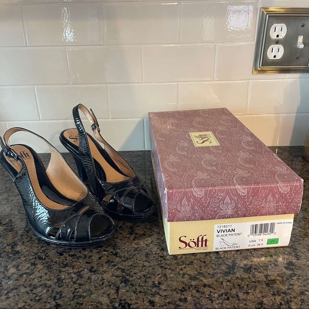 Sofft Black Patent Sandals